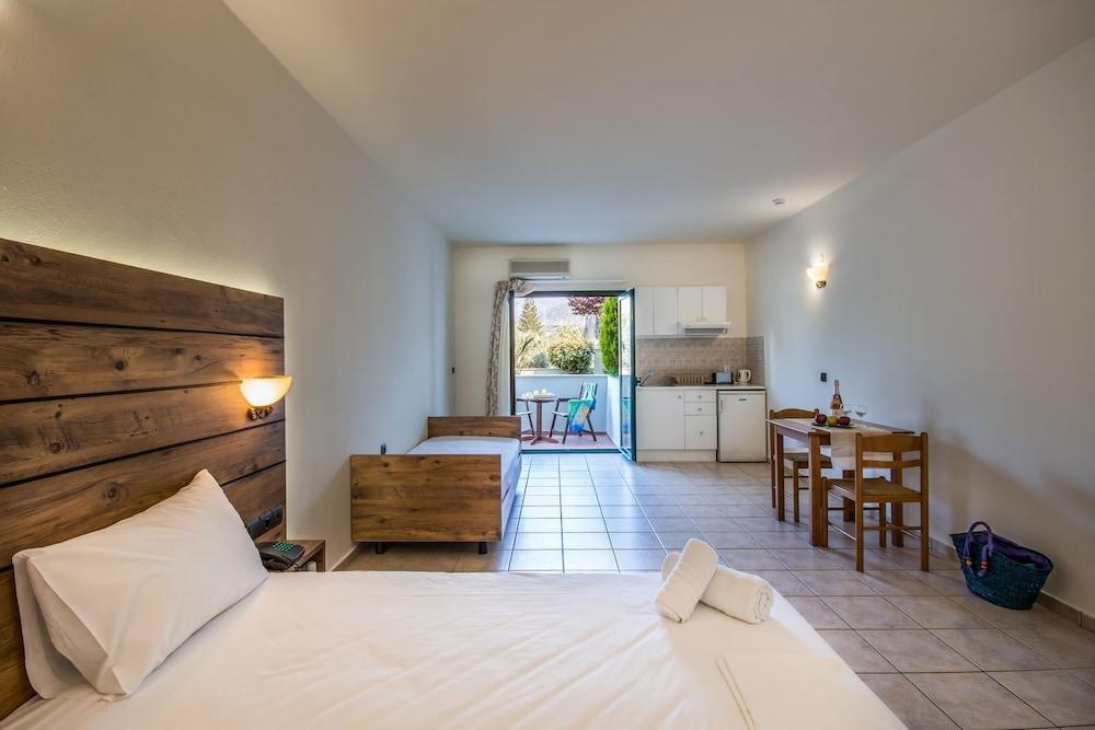Dias Hotel & Apts Stalida Extérieur photo
