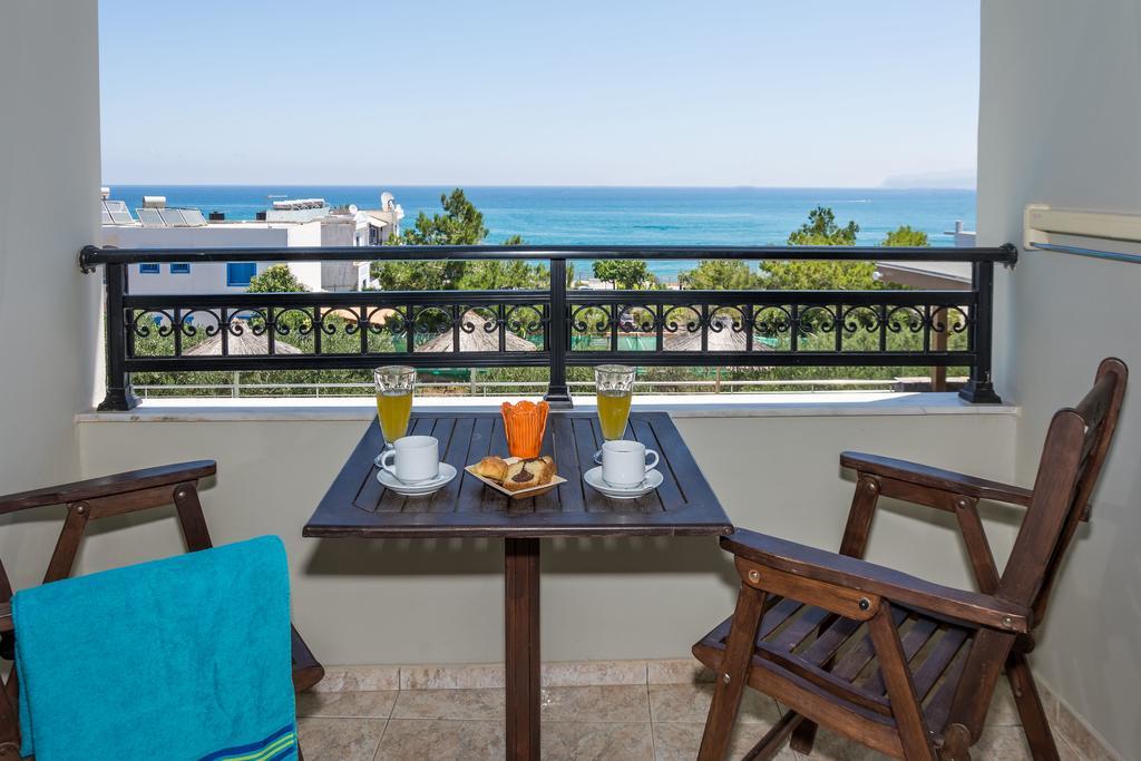 Dias Hotel & Apts Stalida Extérieur photo